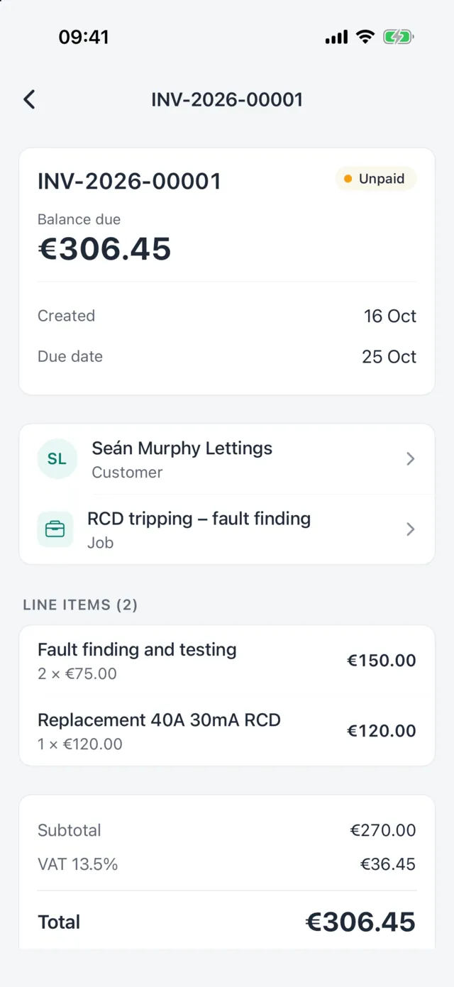 Invoice with line items, VAT at 13.5% and a balance due of €306.45